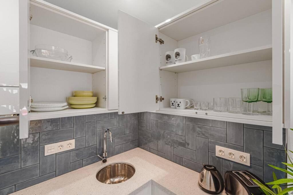 Tenerife Royal Gardens One Bedroom Apartment Плая де лас Америкас Екстериор снимка