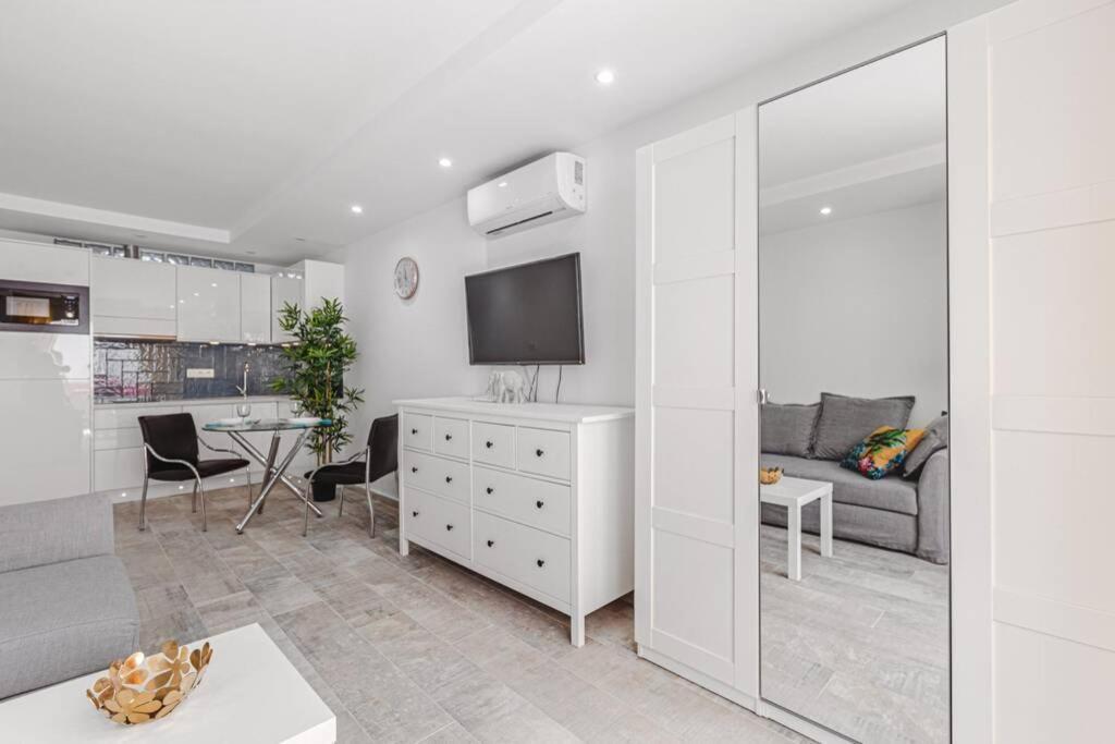 Tenerife Royal Gardens One Bedroom Apartment Плая де лас Америкас Екстериор снимка